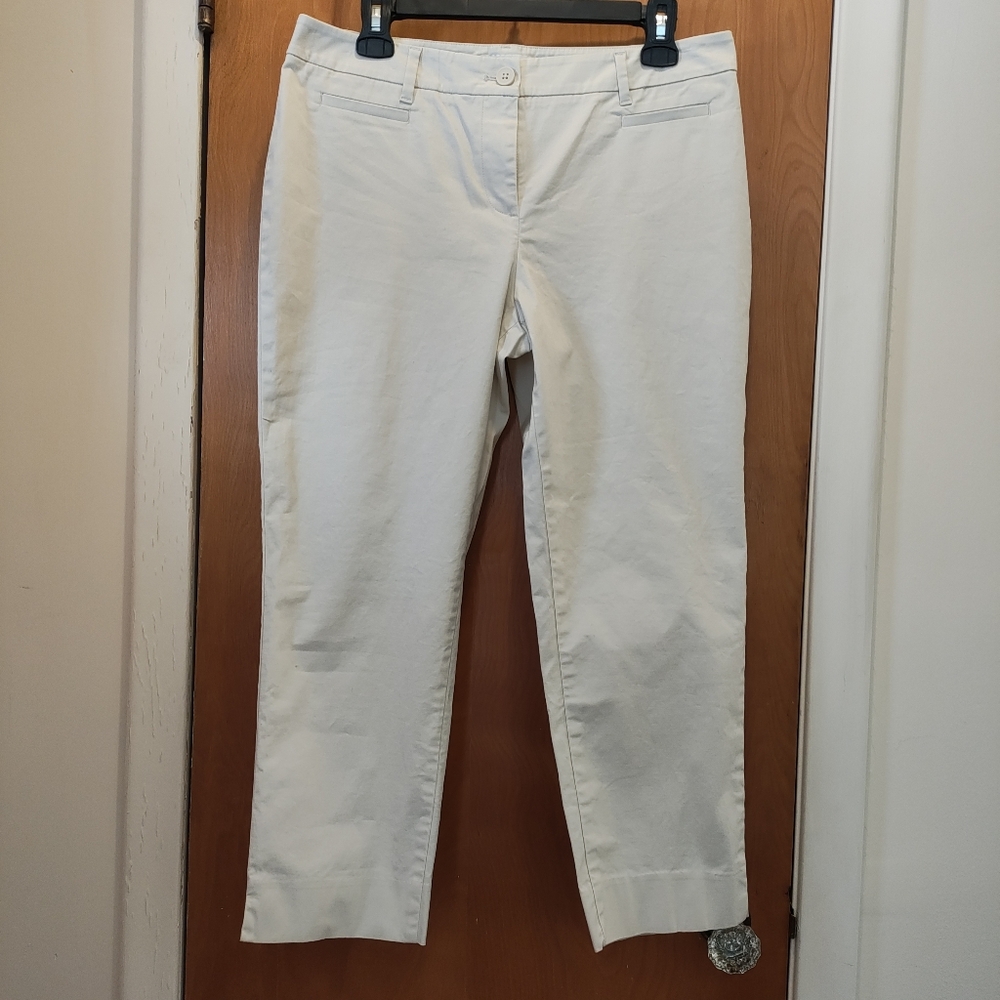 Talbots Women's Light Cream Capri Petite Pants.